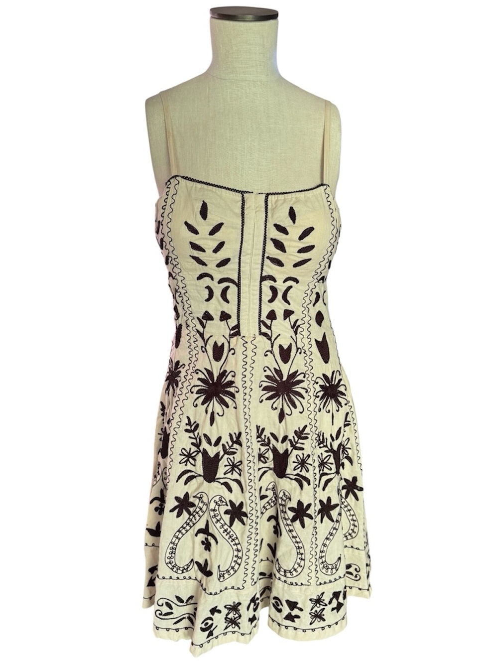 Mistress Shanghai Linen Blend Boho Folk Tan Embroidered Dress Size M